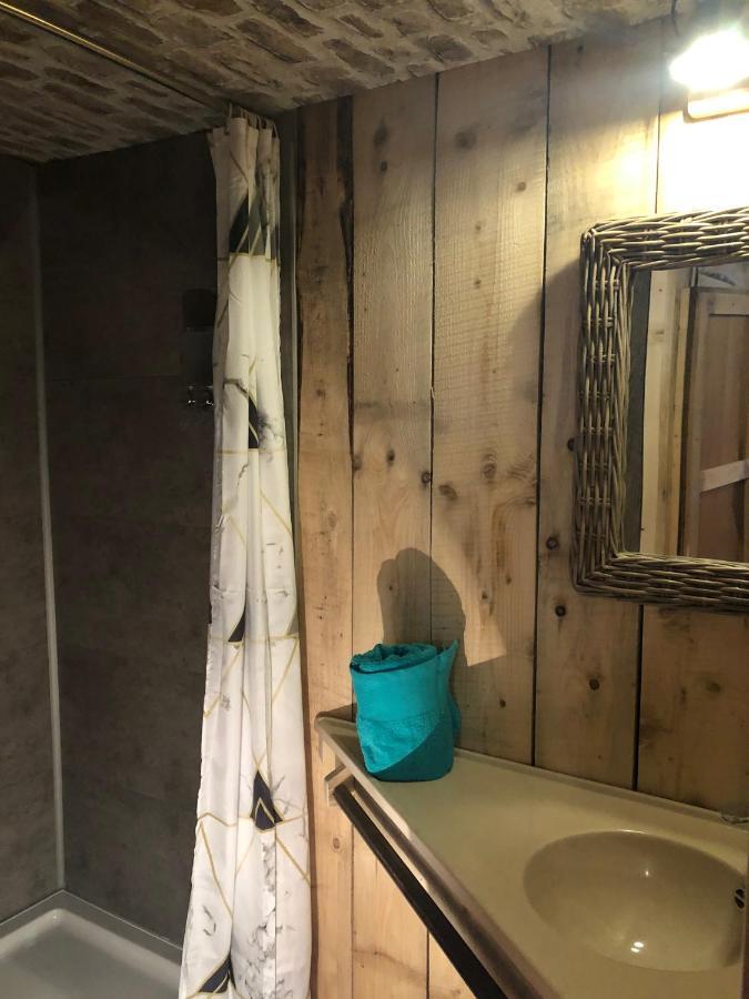 Le Repos Du Nomade B&B 7 Personnes Manhay Экстерьер фото