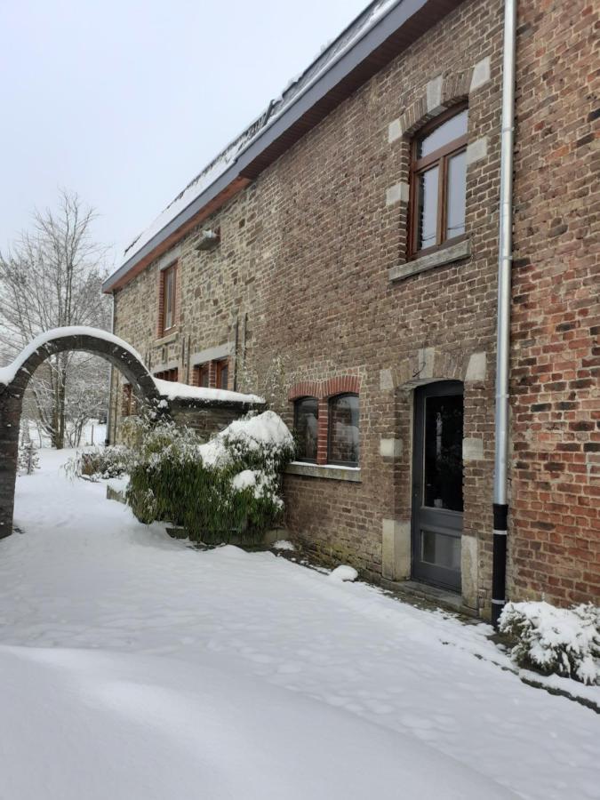 Le Repos Du Nomade B&B 7 Personnes Manhay Экстерьер фото