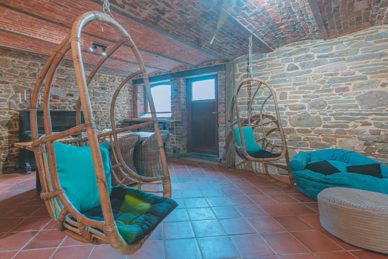 Le Repos Du Nomade B&B 7 Personnes Manhay Экстерьер фото